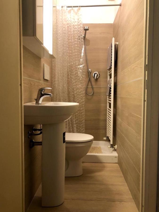 Acqua D'Orcio Apartment เรจโจเอมิเลีย ภายนอก รูปภาพ